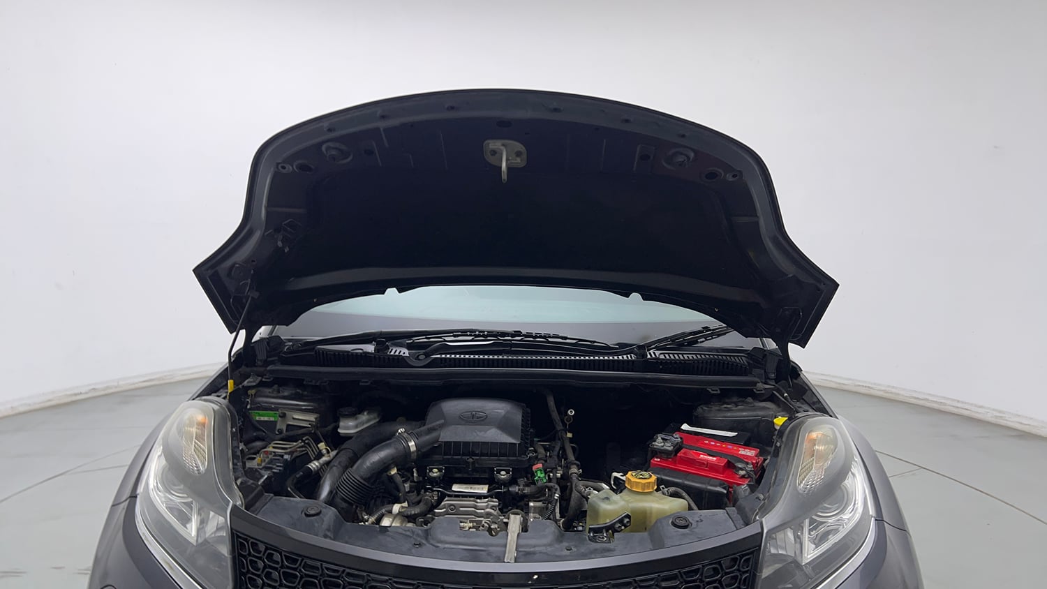 Used 2019 Tata Nexon XZA Plus Petrol Petrol Automatic engine ENGINE & BONNET OPEN FRONT VIEW