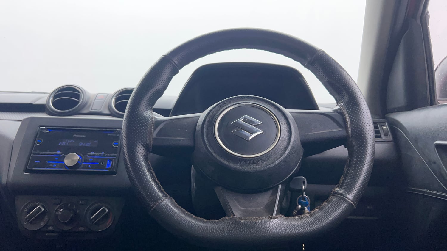 Used 2018 Maruti Suzuki Swift LXi Petrol Manual interior STEERING VIEW