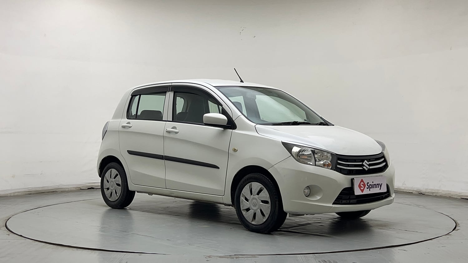 Used 2017 Maruti Suzuki Celerio VXi Petrol Manual exterior RIGHT FRONT CORNER VIEW