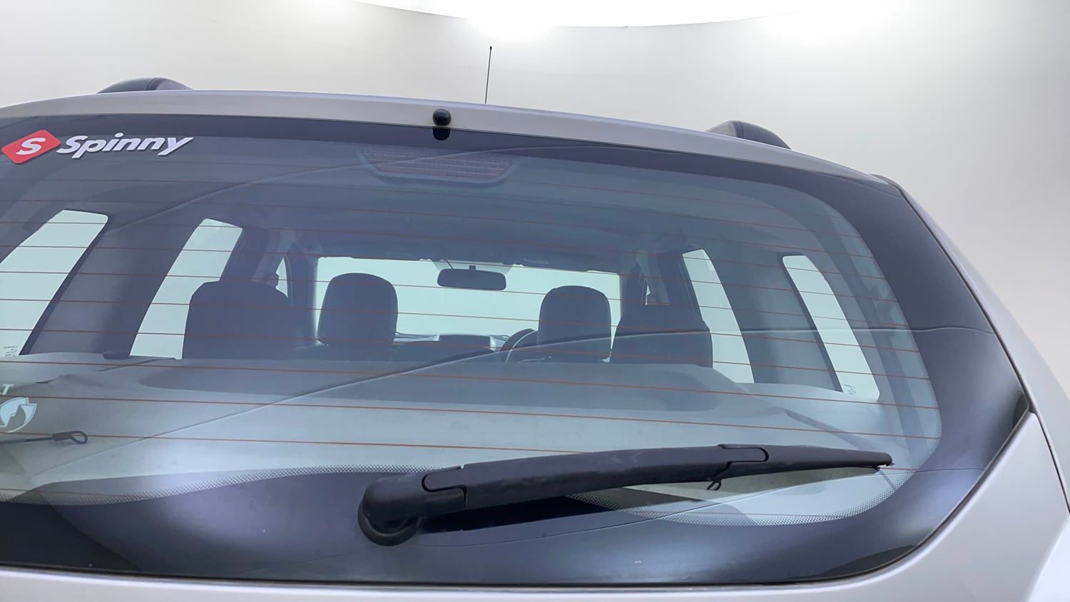 Used 2017 Renault Duster RXL Petrol Petrol Manual top_features Rear wiper
