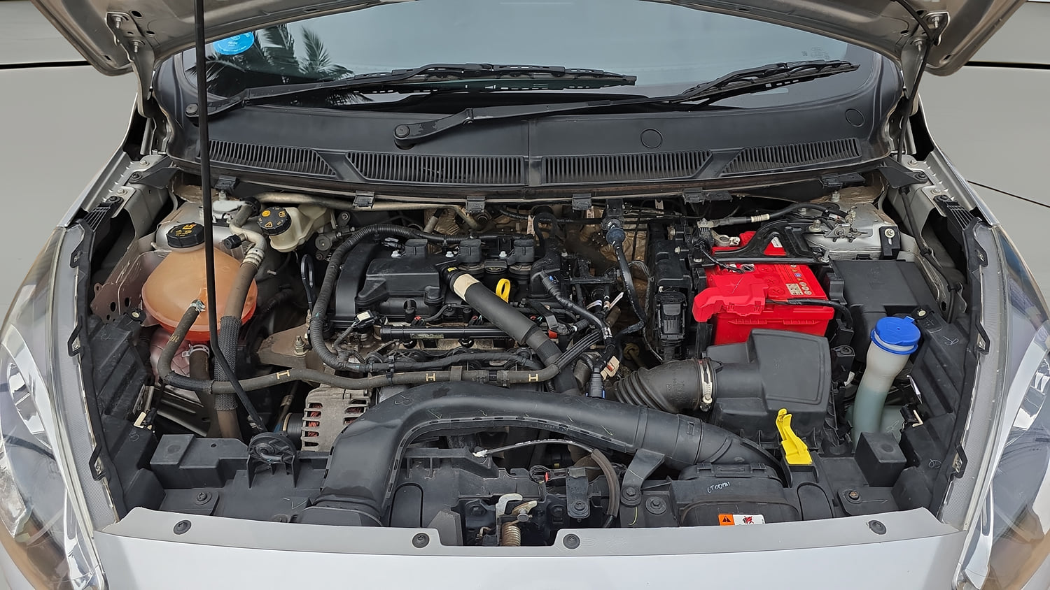 Used 2021 Ford Freestyle Titanium 1.2 Ti-VCT Petrol Manual engine ENGINE & BONNET OPEN FRONT VIEW
