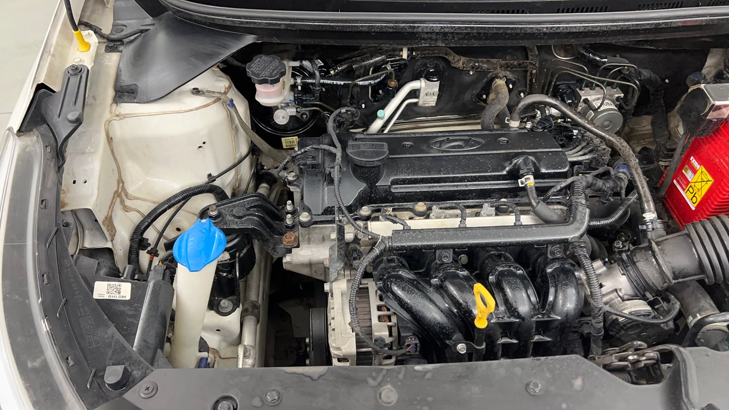 Used 2015 Hyundai Elite i20 Asta 1.2 Petrol Manual engine ENGINE RIGHT SIDE VIEW