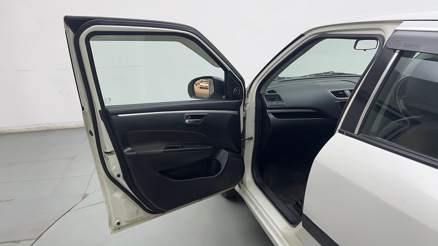 Used 2013 Maruti Suzuki Swift VXI CNG (Outside Fitted) Cng Manual interior LEFT FRONT DOOR OPEN VIEW