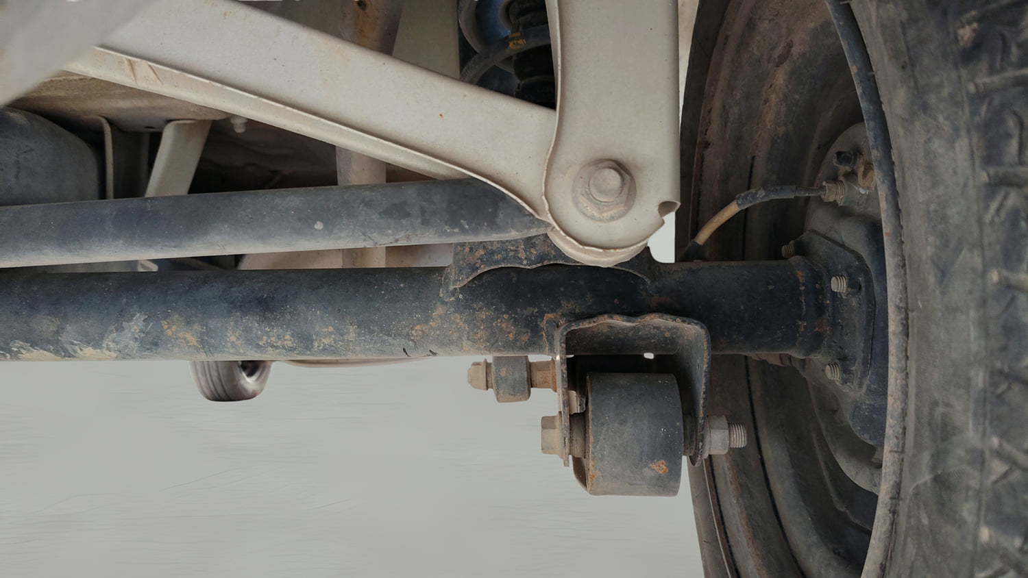 Used 2014 Maruti Suzuki Alto K10 VXi Petrol Manual extra REAR RIGHT UNDERBODY VIEW