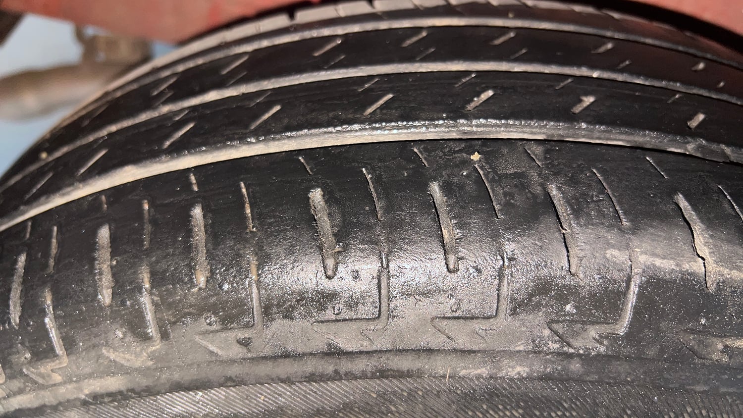 Used 2017 Maruti Suzuki Ignis Delta 1.2 MT Petrol Manual tyres RIGHT REAR TYRE TREAD VIEW