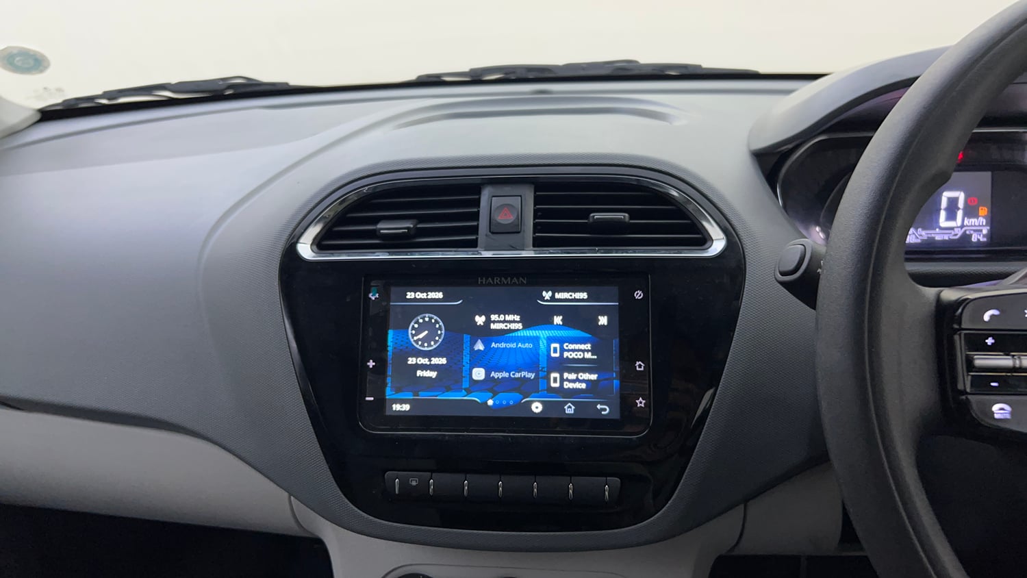 Used 2025 Tata Tiago XTA Petrol Automatic top_features Integrated (in-dash) music system