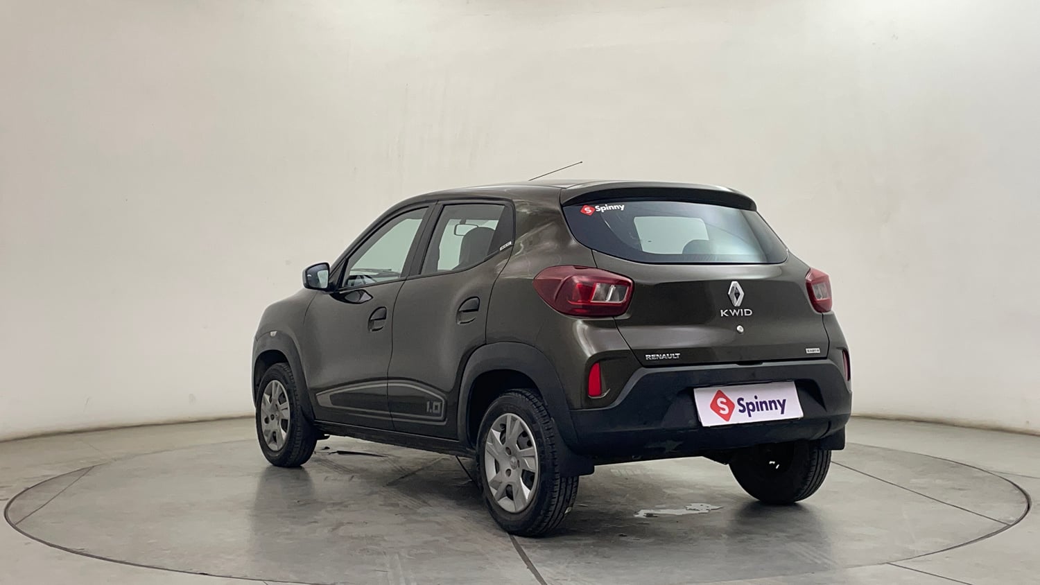Used 2020 Renault Kwid 1.0 RXT AMT Opt Petrol Automatic exterior LEFT REAR CORNER VIEW