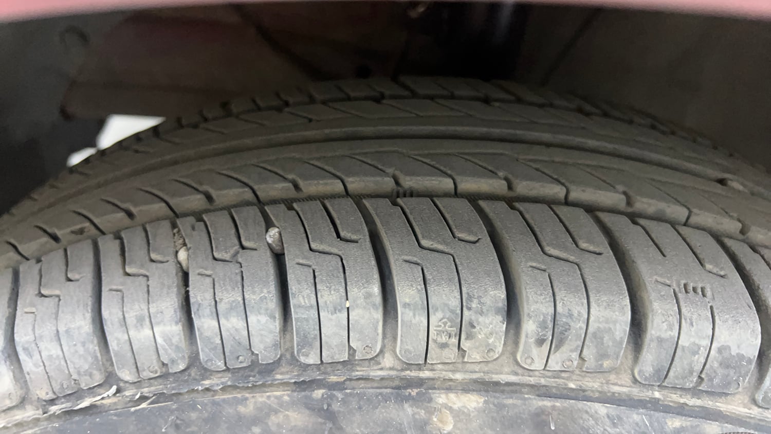 Used 2019 Maruti Suzuki Dzire VXi Petrol Manual tyres LEFT FRONT TYRE TREAD VIEW