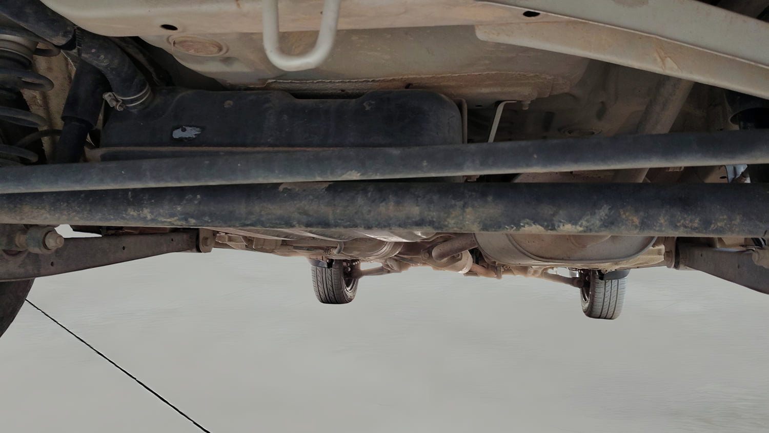 Used 2014 Maruti Suzuki Alto K10 VXi Petrol Manual extra REAR UNDERBODY VIEW (TAKEN FROM REAR)