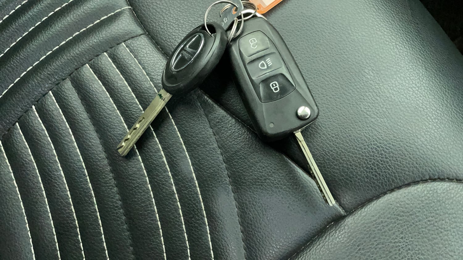Used 2020 Tata Tiago XZ Petrol Manual extra CAR KEY VIEW