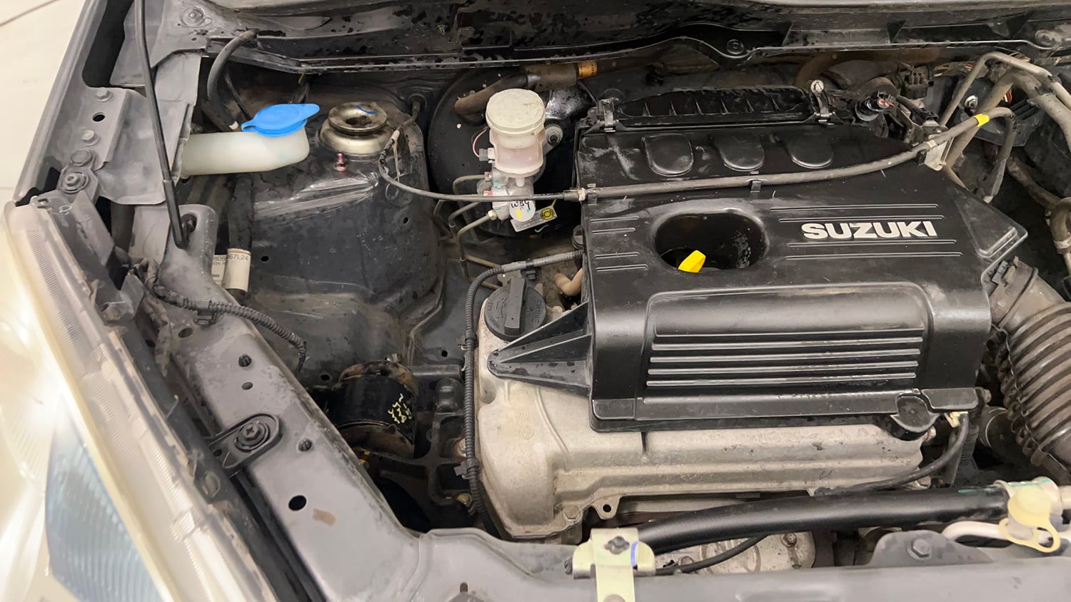 Used 2014 Maruti Suzuki Wagon R VXI Petrol Manual engine ENGINE RIGHT SIDE VIEW