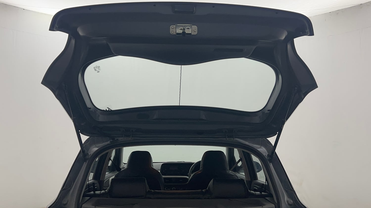 Used 2019 Hyundai Grand i10 Nios Magna AMT 1.2 Kappa VTVT Petrol Automatic interior DICKY DOOR OPEN VIEW