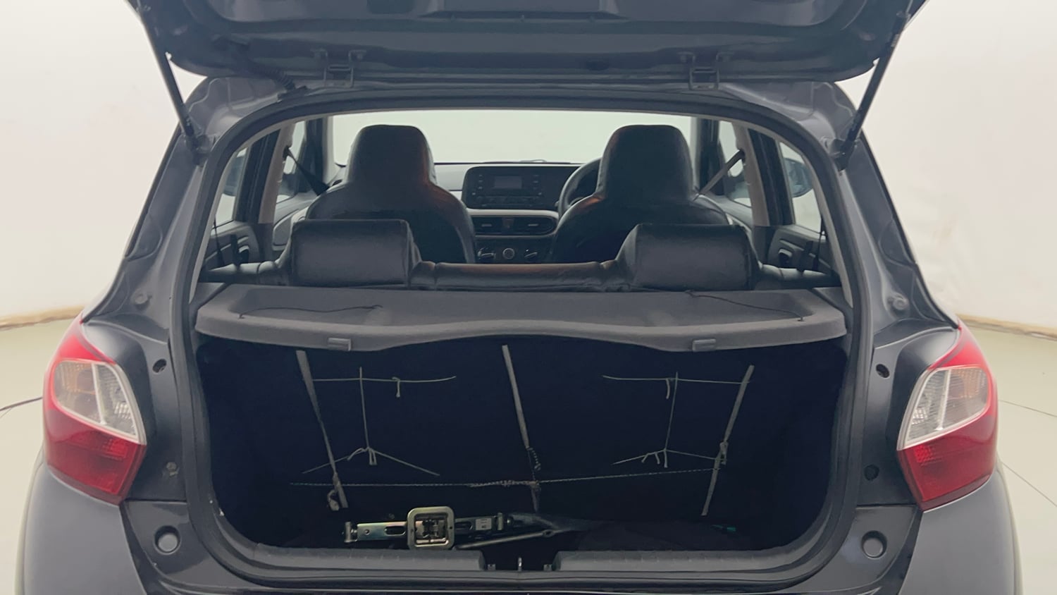 Used 2019 Hyundai Grand i10 Nios Magna AMT 1.2 Kappa VTVT Petrol Automatic interior DICKY INSIDE VIEW
