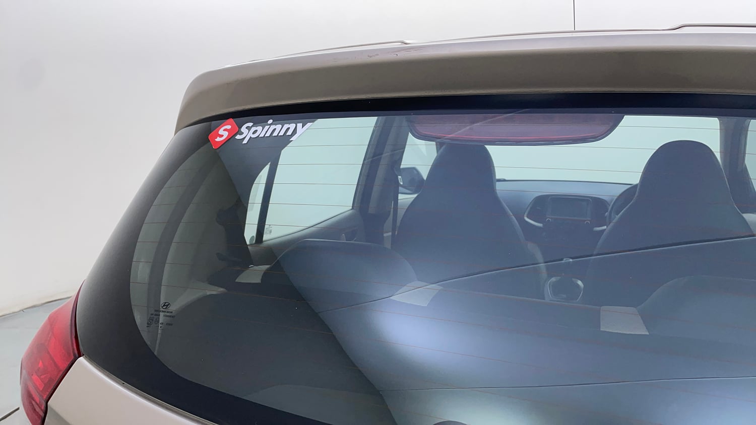 Used 2019 Hyundai Santro Sportz Petrol Manual top_features Rear defogger