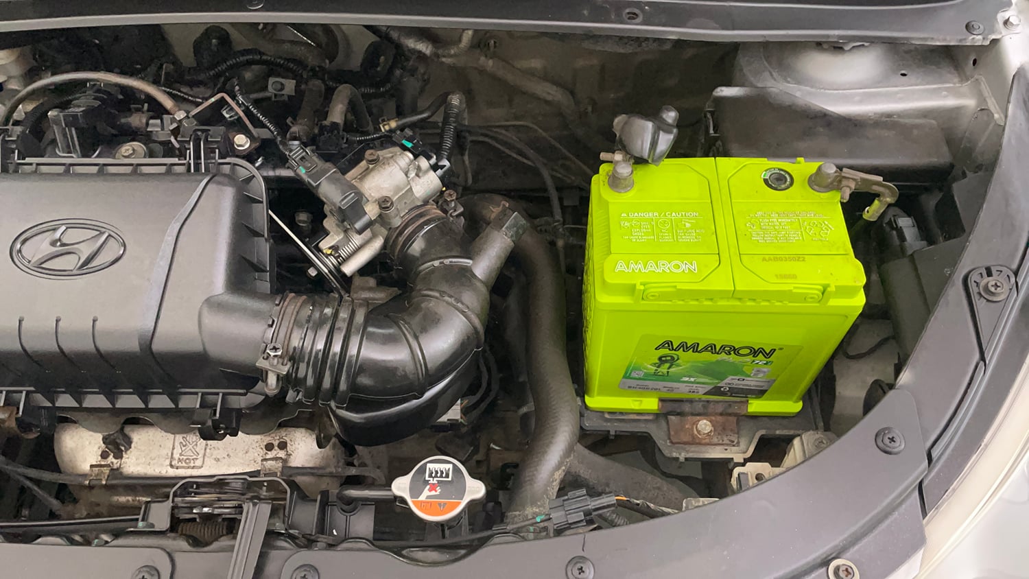 Used 2014 Hyundai i10 Sportz 1.1 iRDE2 Petrol Manual engine ENGINE LEFT SIDE VIEW