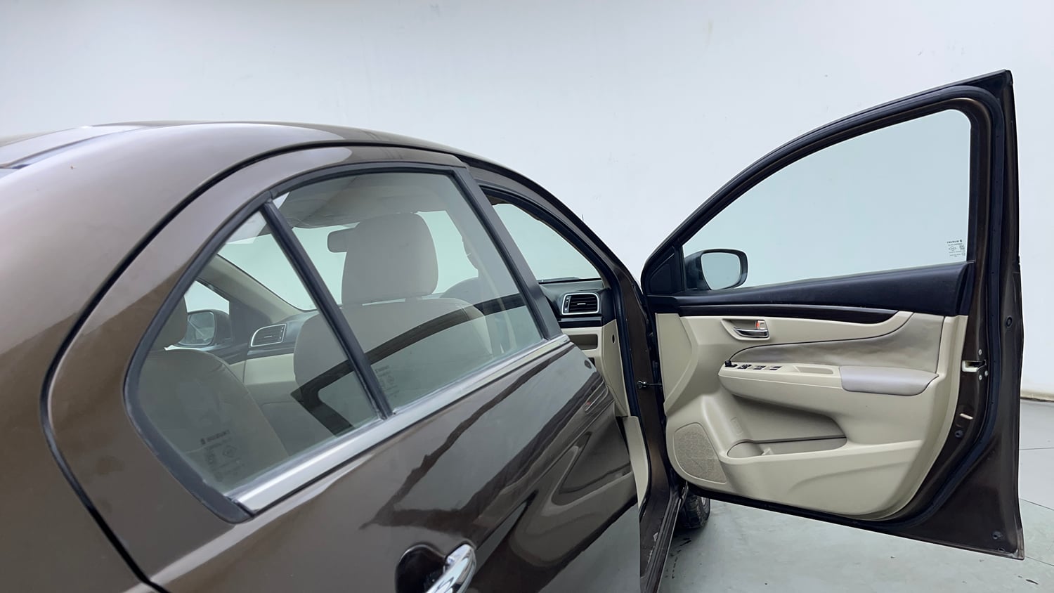 Used 2017 Maruti Suzuki Ciaz ZXI+ Petrol Manual interior RIGHT FRONT DOOR OPEN VIEW