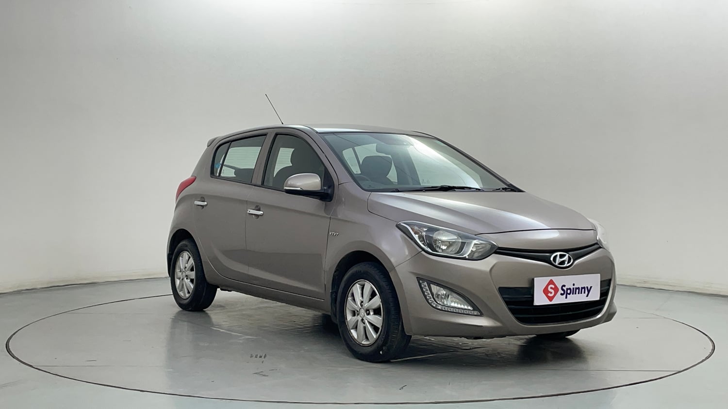 Used 2013 Hyundai i20 Asta 1.2 Petrol Manual exterior RIGHT FRONT CORNER VIEW