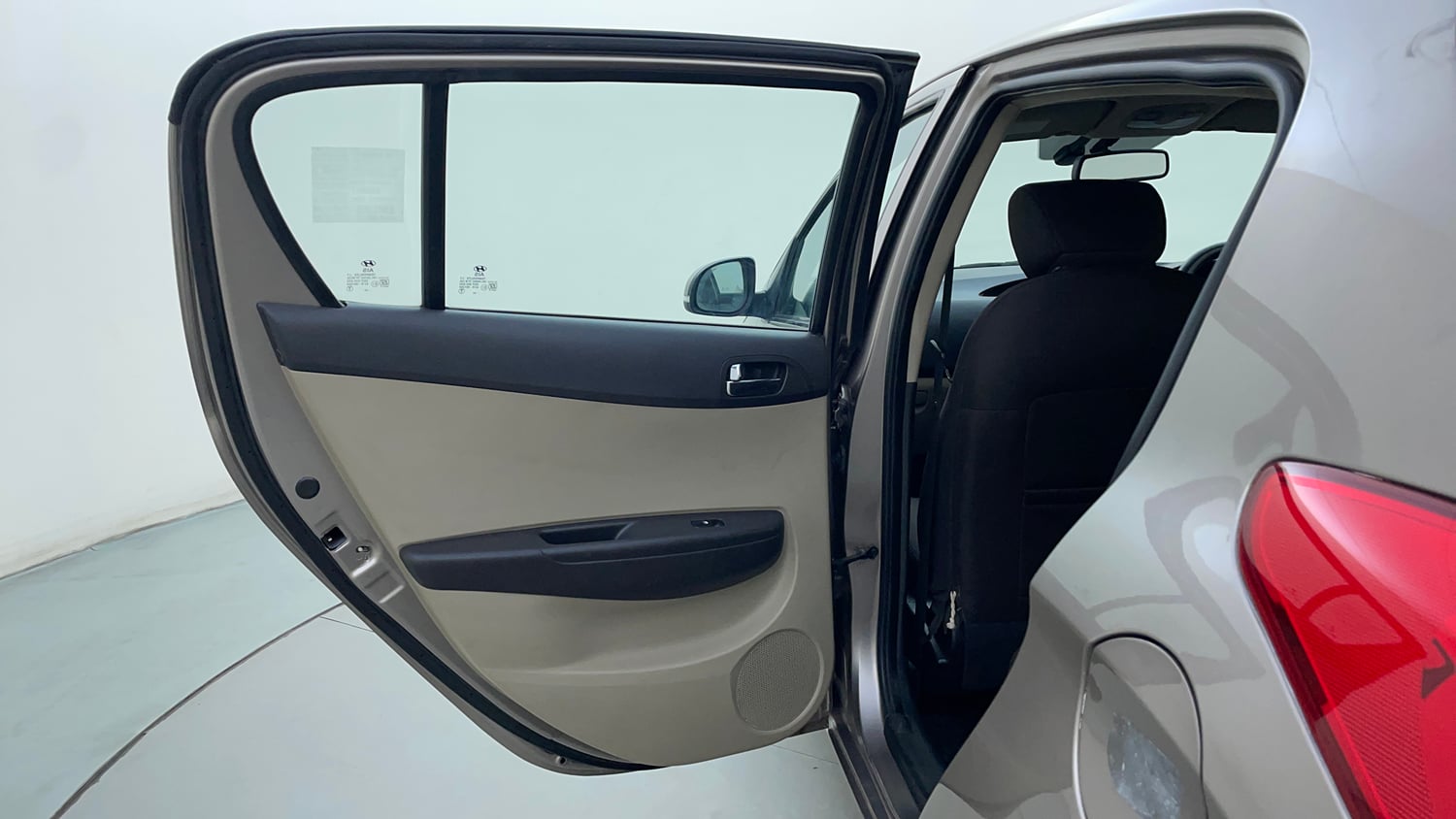 Used 2013 Hyundai i20 Asta 1.2 Petrol Manual interior LEFT REAR DOOR OPEN VIEW