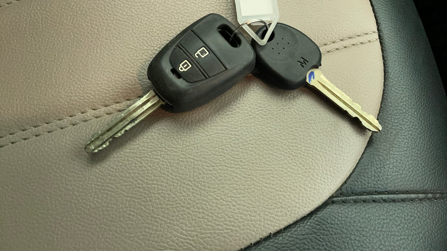 Used 2018 Hyundai Grand i10 Sportz (O) 1.2 Kappa VTVT Petrol Manual extra CAR KEY VIEW