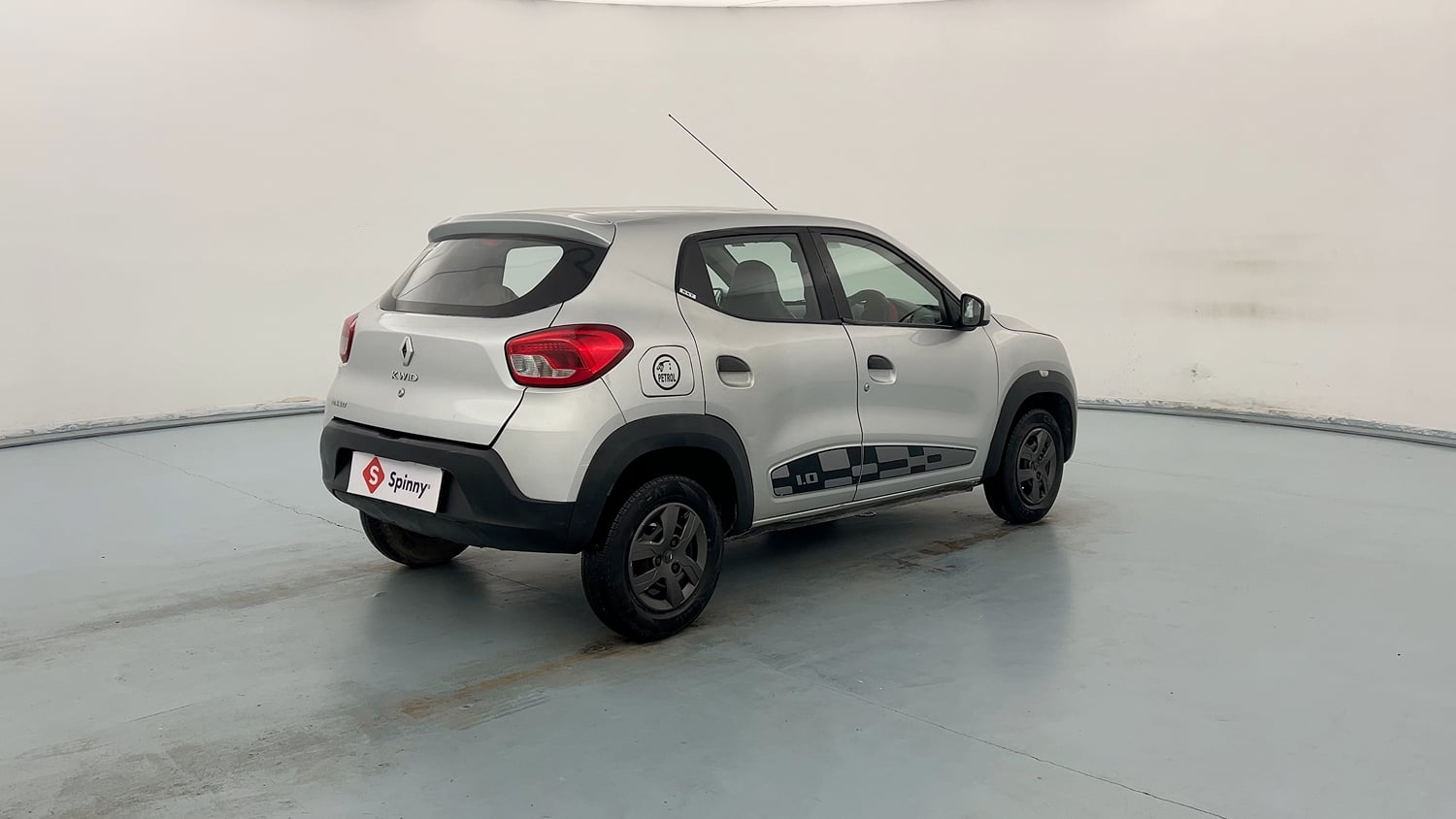 Used 2018 Renault Kwid 1.0 RXT Opt Petrol Manual exterior RIGHT REAR CORNER VIEW