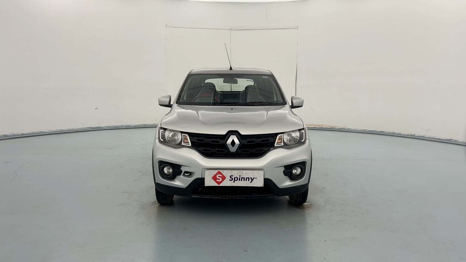 Used 2018 Renault Kwid 1.0 RXT Opt Petrol Manual exterior FRONT VIEW