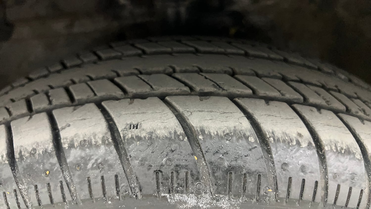 Used 2018 Maruti Suzuki Celerio VXi (O) CNG Cng Manual tyres LEFT FRONT TYRE TREAD VIEW