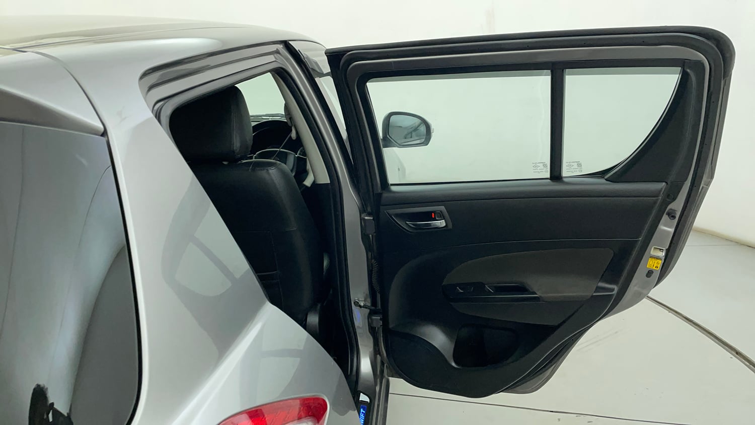 Used 2015 Maruti Suzuki Swift ZXi Petrol Manual interior RIGHT REAR DOOR OPEN VIEW