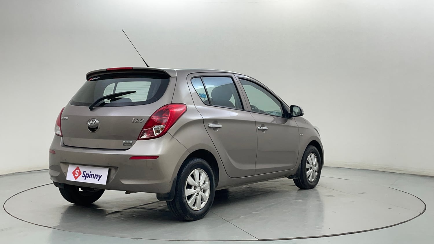 Used 2013 Hyundai i20 Asta 1.2 Petrol Manual exterior RIGHT REAR CORNER VIEW