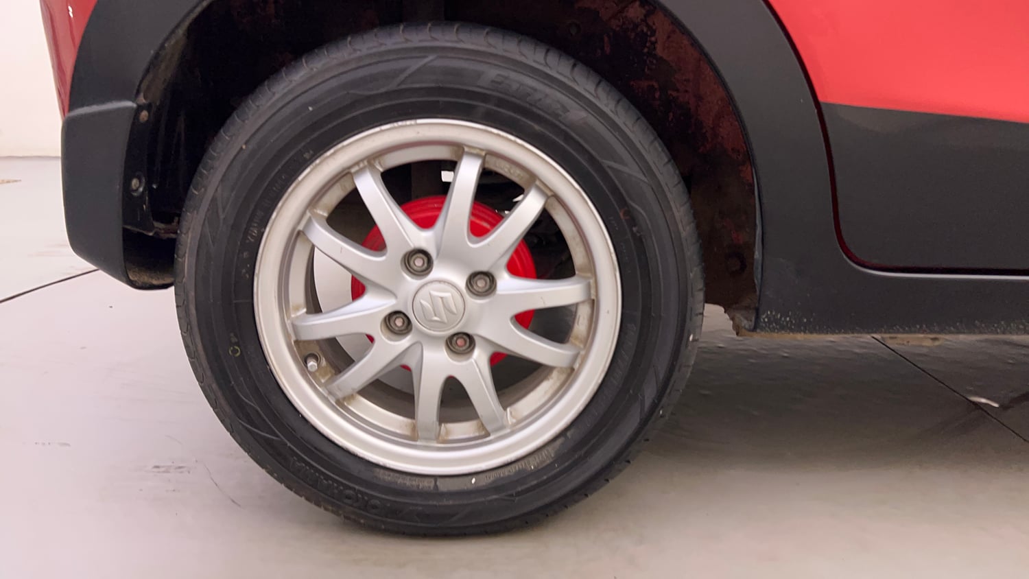 Used 2016 Maruti Suzuki Celerio VXi Petrol Manual tyres RIGHT REAR TYRE RIM VIEW