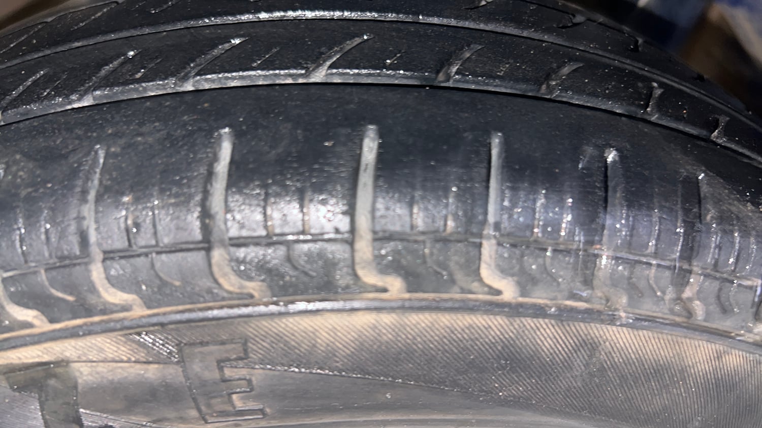 Used 2017 Hyundai Eon Era + Petrol Manual tyres LEFT REAR TYRE TREAD VIEW