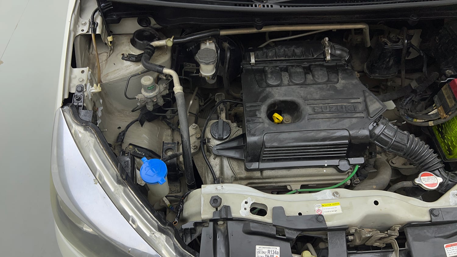 Used 2017 Maruti Suzuki Celerio VXi Petrol Manual engine ENGINE RIGHT SIDE VIEW