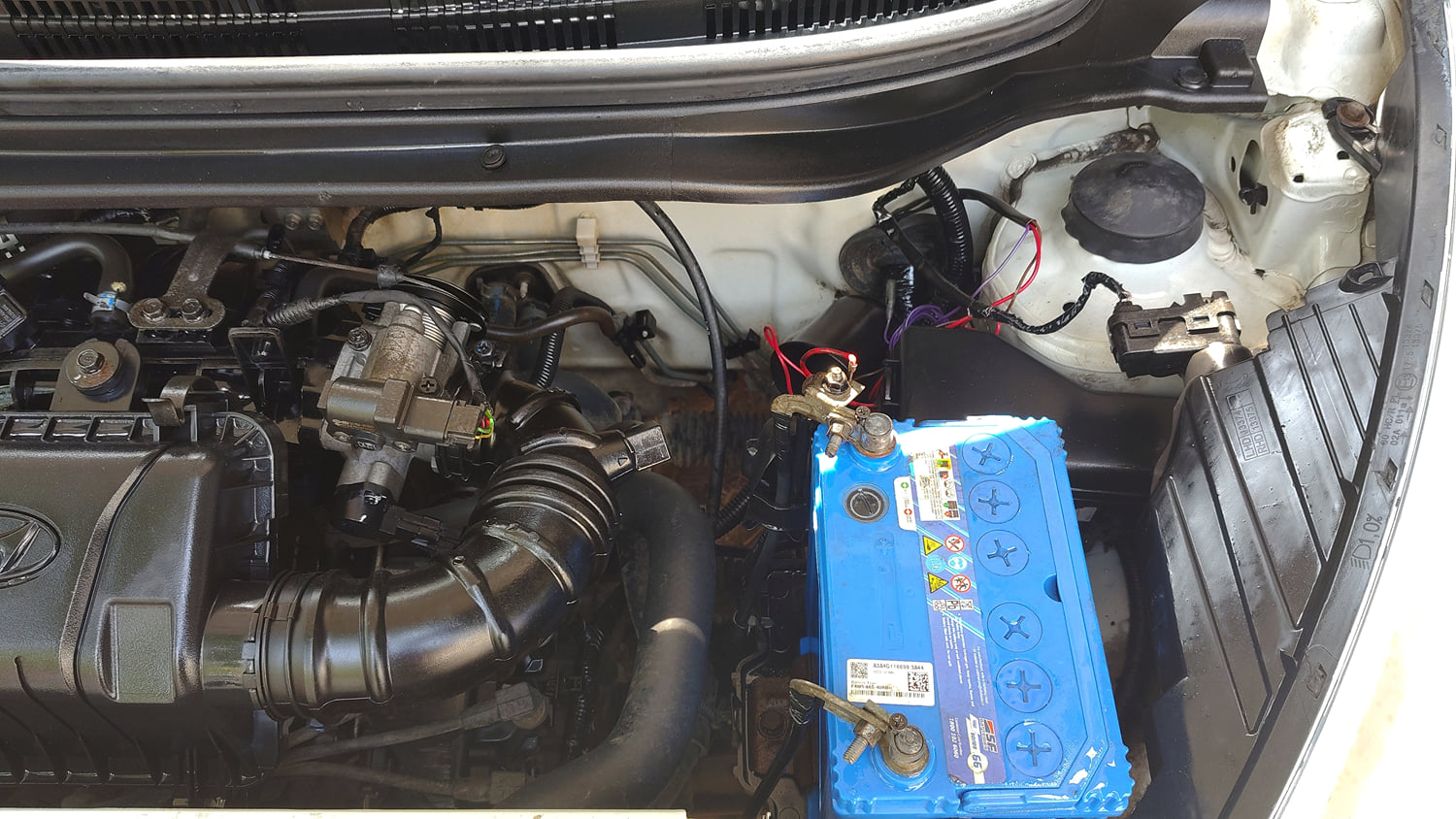 Used 2018 Hyundai Eon Magna + Petrol Manual engine ENGINE LEFT SIDE VIEW
