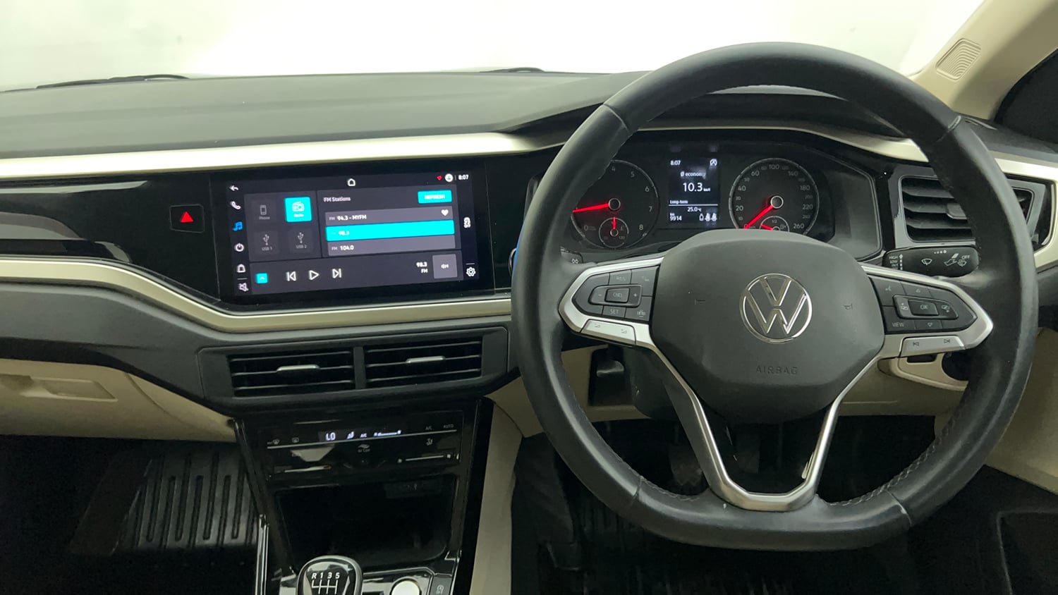 Used 2024 Volkswagen Virtus Highline 1.0 TSI MT Petrol Manual interior STEERING VIEW