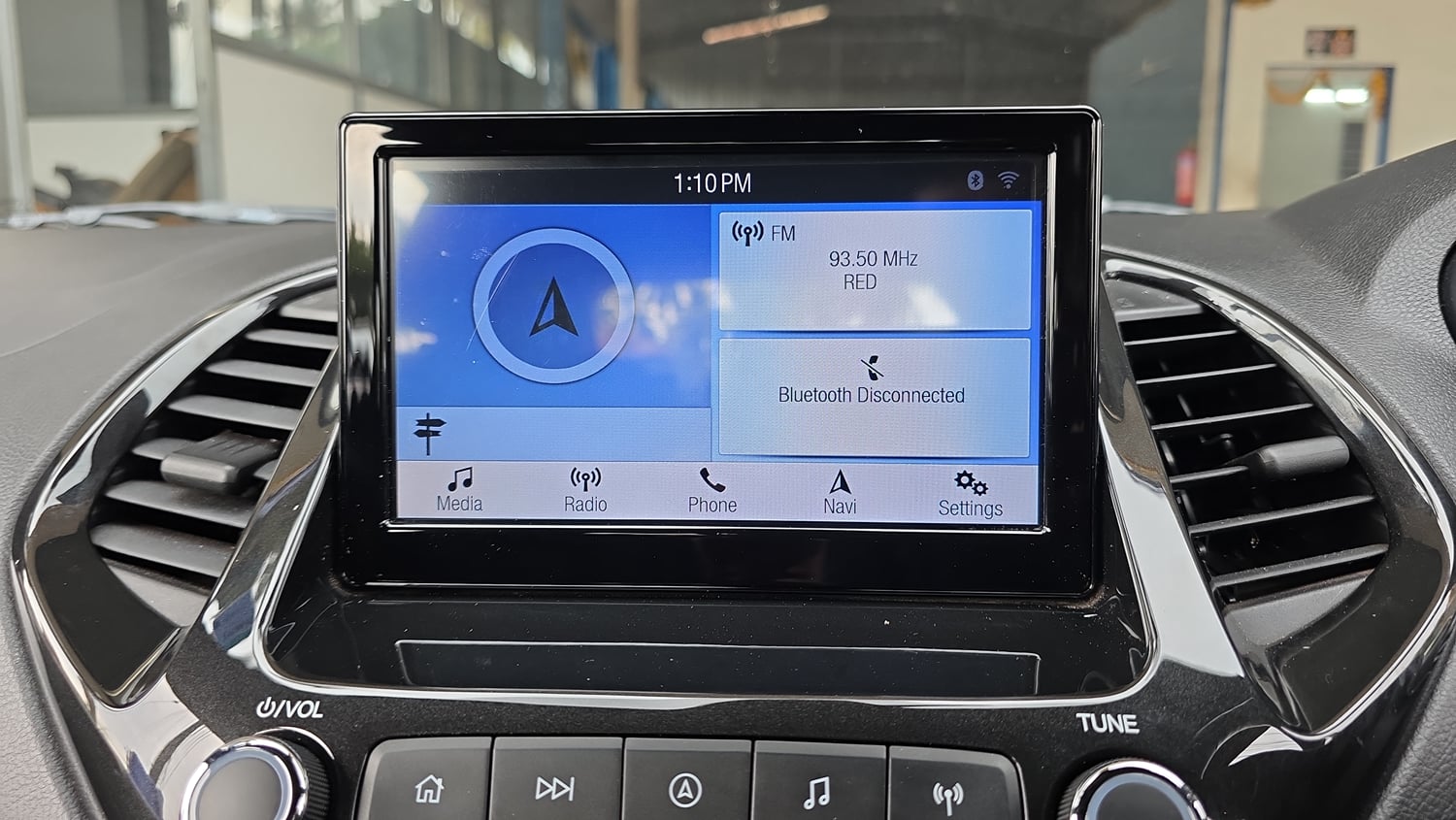 Used 2021 Ford Freestyle Titanium 1.2 Ti-VCT Petrol Manual top_features Integrated (in-dash) music system