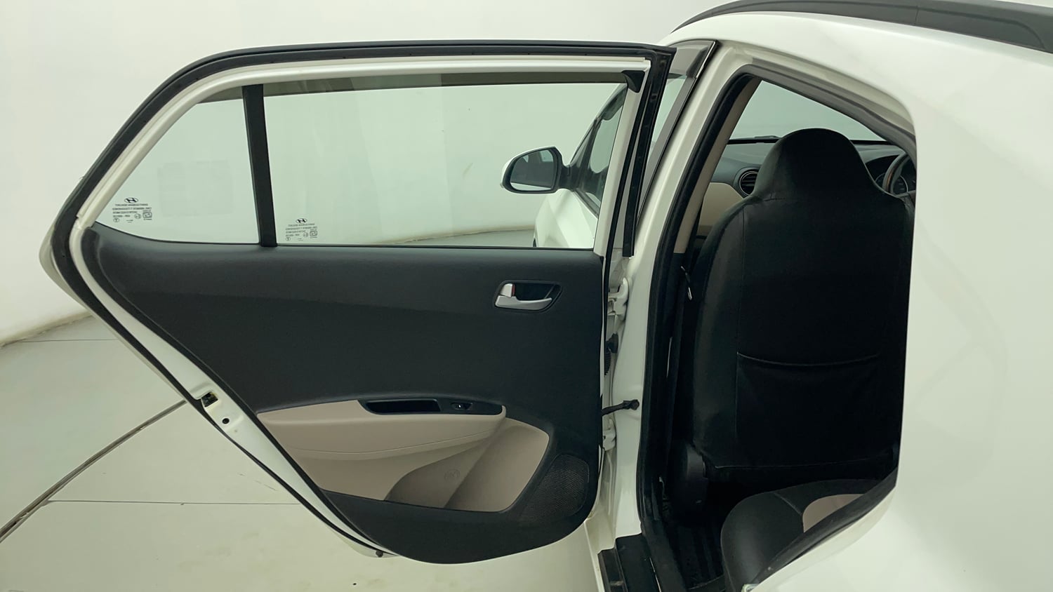 Used 2018 Hyundai Grand i10 Sportz (O) 1.2 Kappa VTVT Petrol Manual interior LEFT REAR DOOR OPEN VIEW