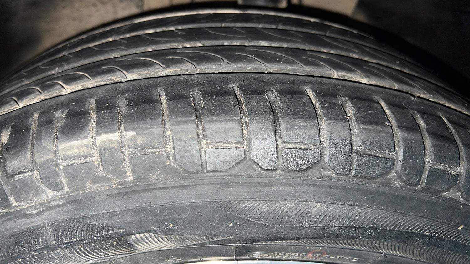 Used 2023 BYD Atto 3 Extended Range Electric Automatic tyres LEFT FRONT TYRE TREAD VIEW