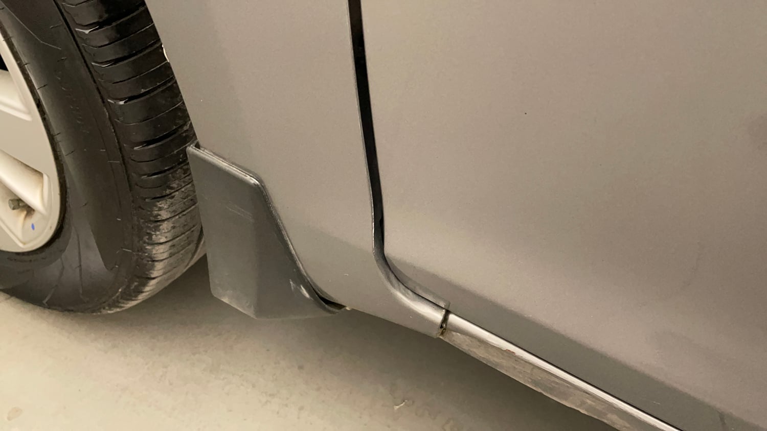 Used 2015 Maruti Suzuki Swift ZXi Petrol Manual dents MINOR DENT