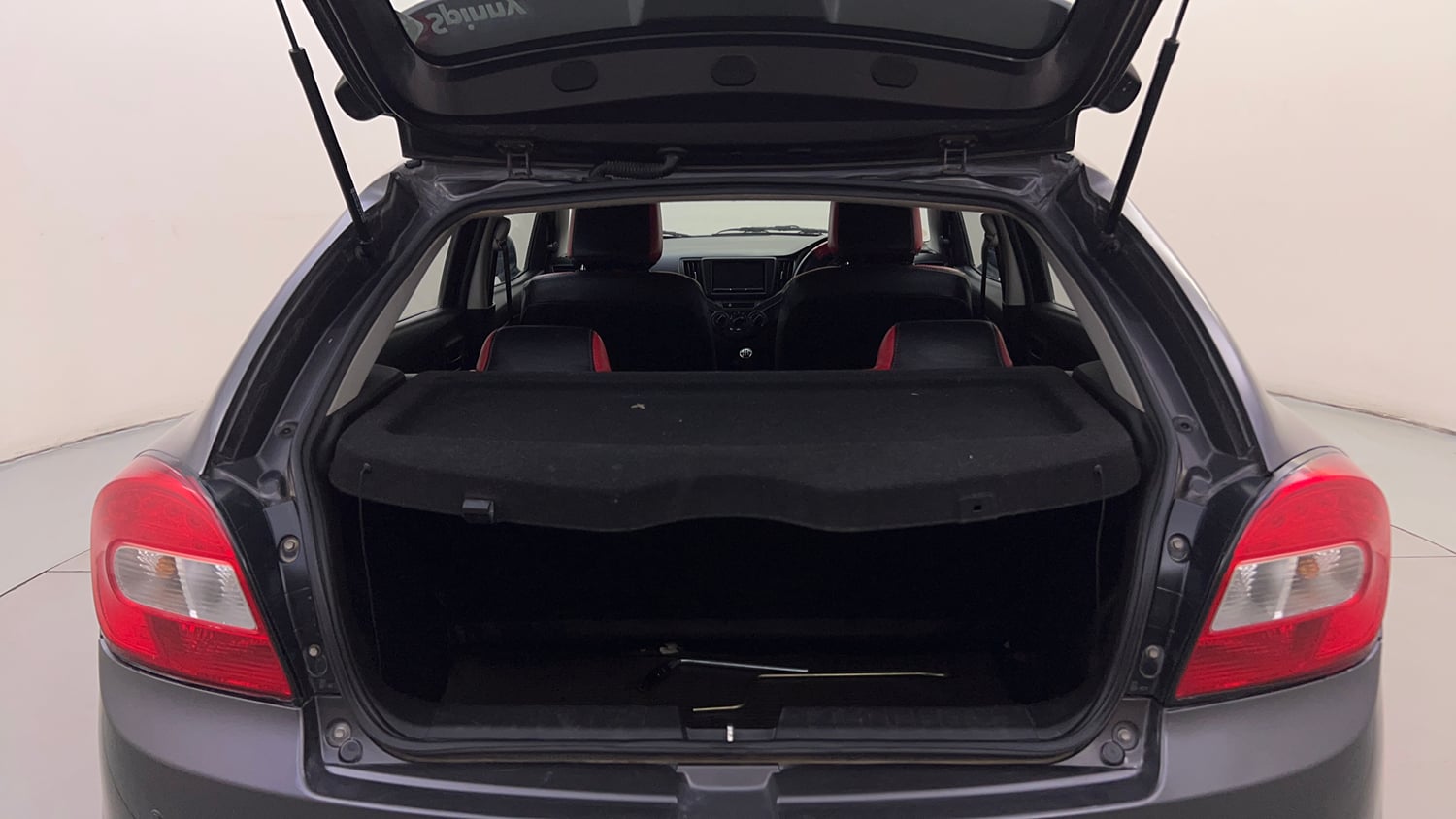 Used 2016 Maruti Suzuki Baleno Sigma 1.2 Petrol Manual interior DICKY INSIDE VIEW