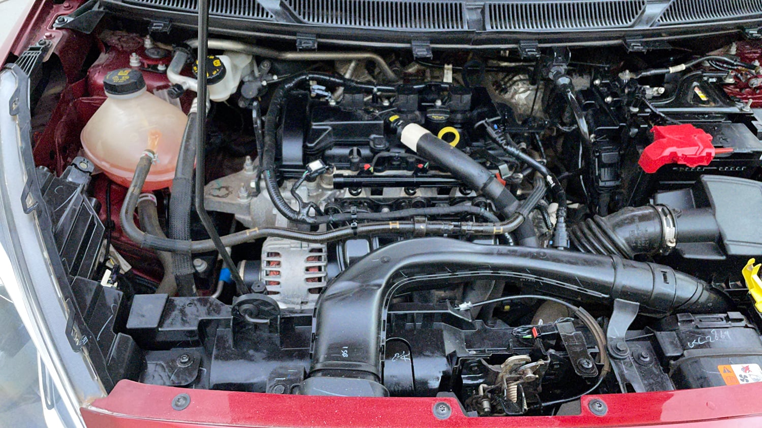 Used 2021 Ford Freestyle Titanium Plus 1.2 Ti-VCT Petrol Manual engine ENGINE RIGHT SIDE VIEW