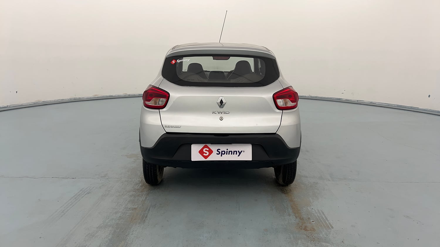 Used 2018 Renault Kwid 1.0 RXT Opt Petrol Manual exterior BACK VIEW