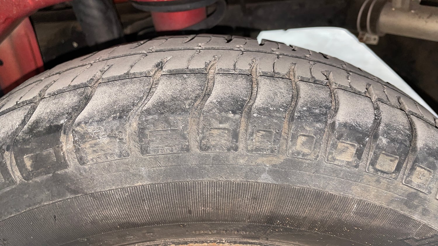 Used 2018 Maruti Suzuki Alto 800 LXi Petrol Manual tyres LEFT REAR TYRE TREAD VIEW