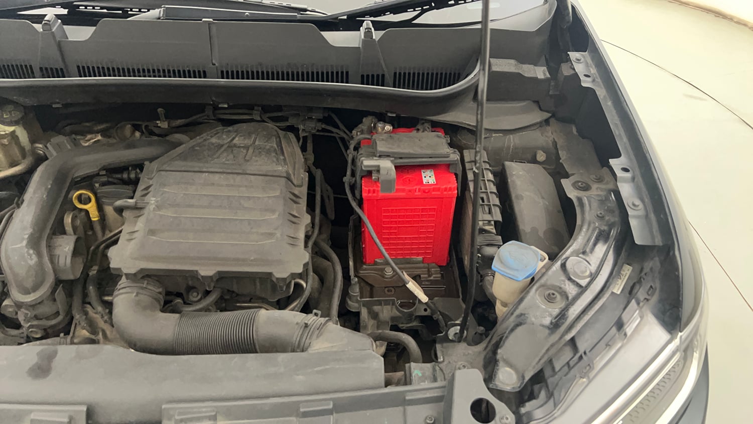 Used 2023 Volkswagen Taigun Topline 1.0 TSI MT Petrol Manual engine ENGINE LEFT SIDE VIEW