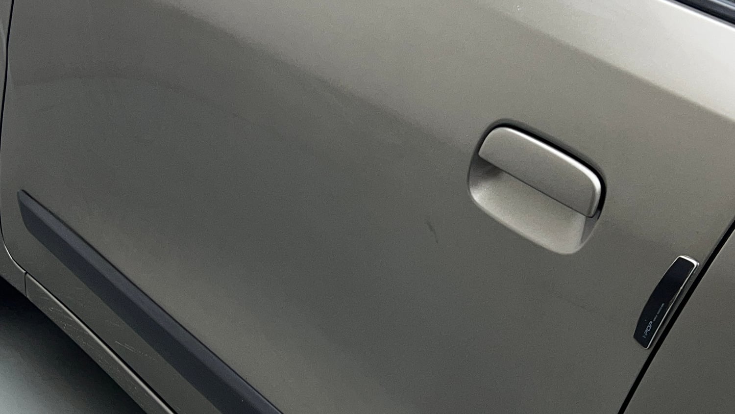Used 2023 Maruti Suzuki Wagon R VXI 1.0 Petrol Manual dents MINOR SCRATCH