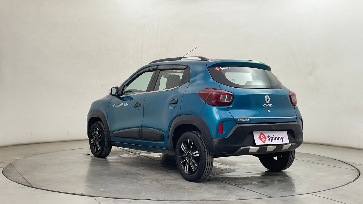 Used 2024 Renault Kwid CLIMBER 1.0 MT Petrol Manual exterior LEFT REAR CORNER VIEW