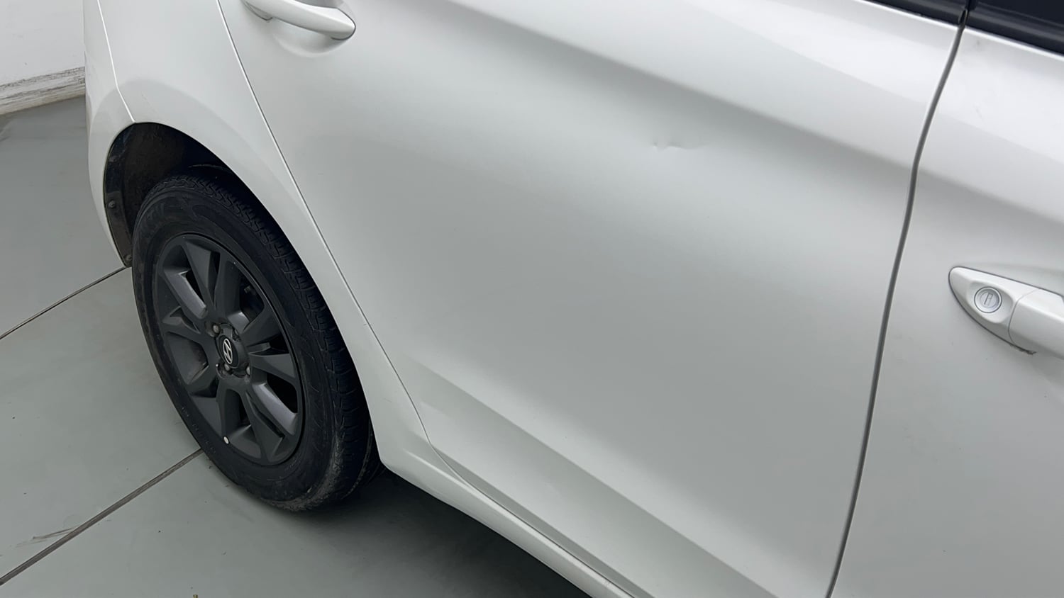 Used 2018 Hyundai Elite i20 Asta 1.2 AT Petrol Automatic dents MINOR DENT