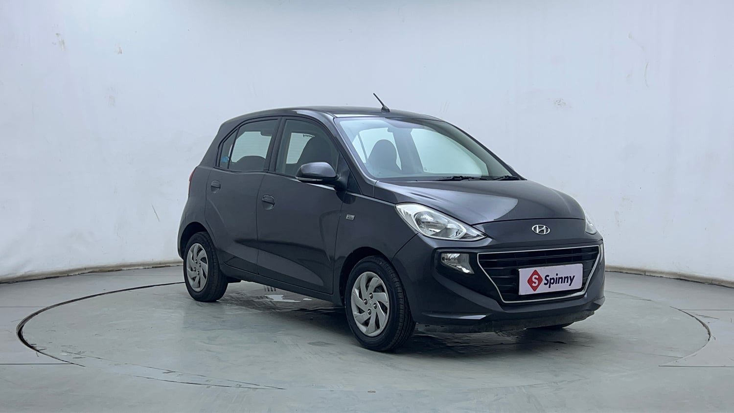 Used 2020 Hyundai Santro Sportz AMT Petrol Automatic exterior RIGHT FRONT CORNER VIEW