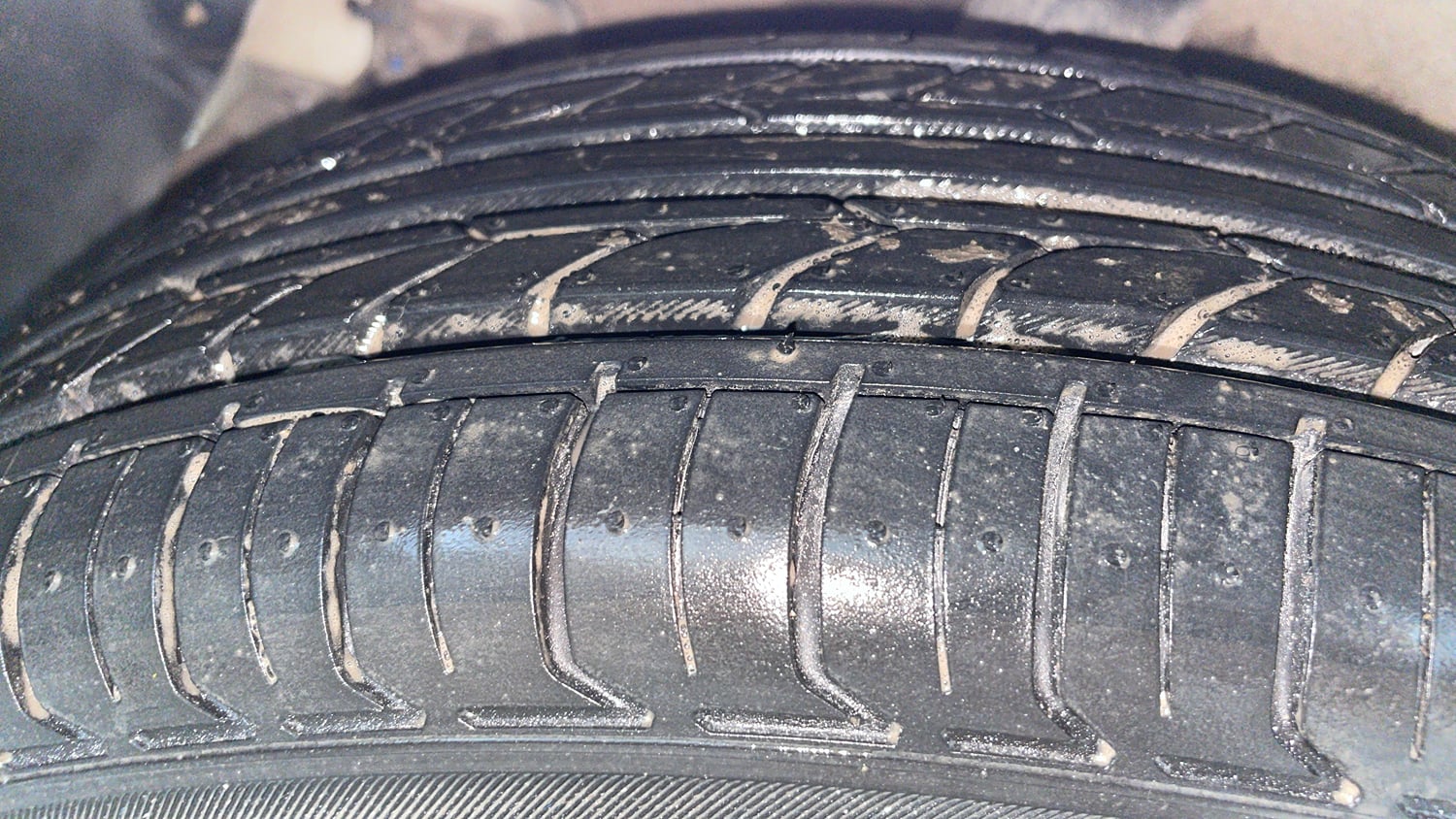 Used 2016 Hyundai Xcent S 1.2 Petrol Manual tyres RIGHT REAR TYRE TREAD VIEW