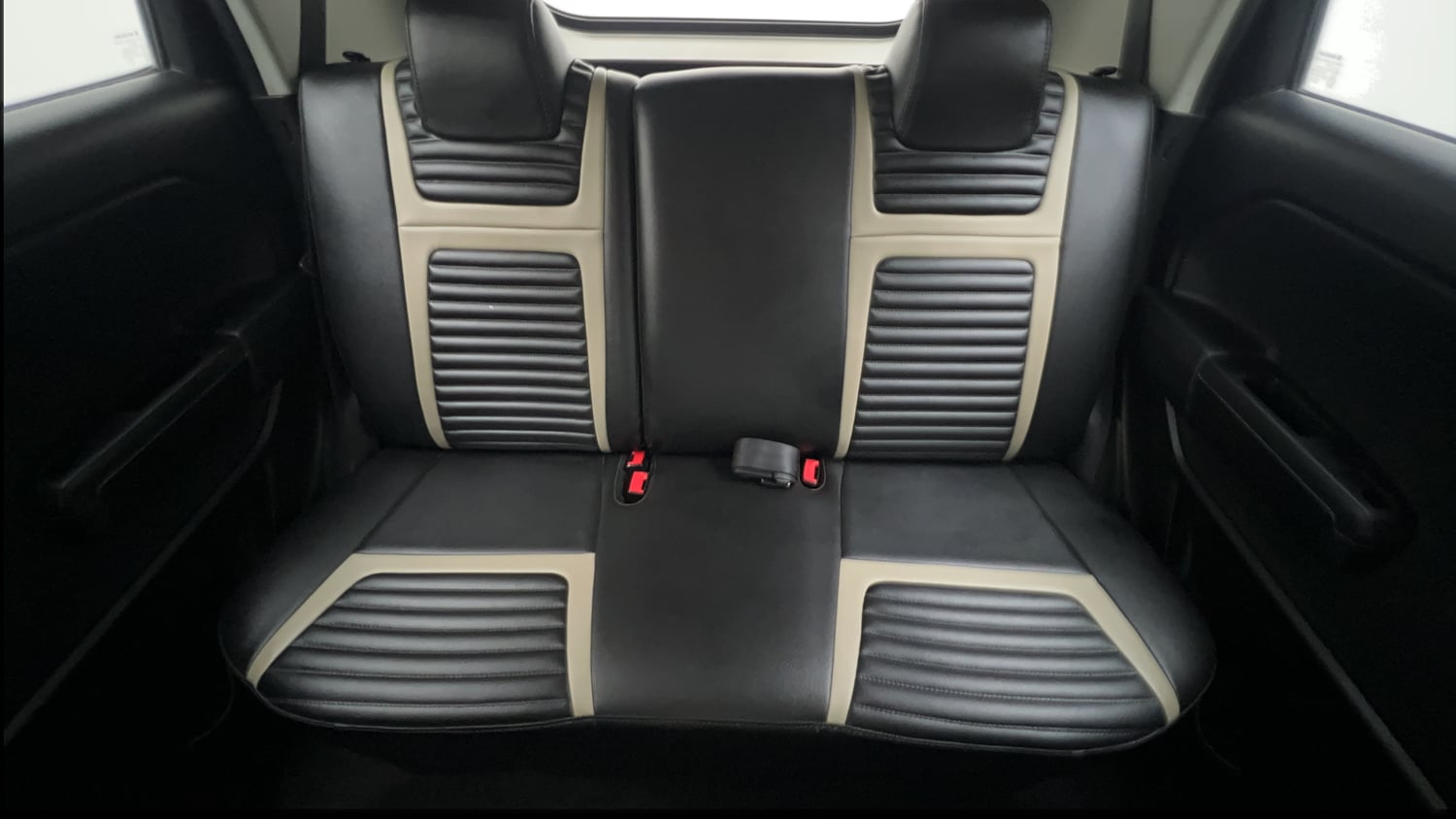 Used 2023 Maruti Suzuki Wagon R VXI 1.0 Petrol Manual interior REAR SEAT CONDITION VIEW