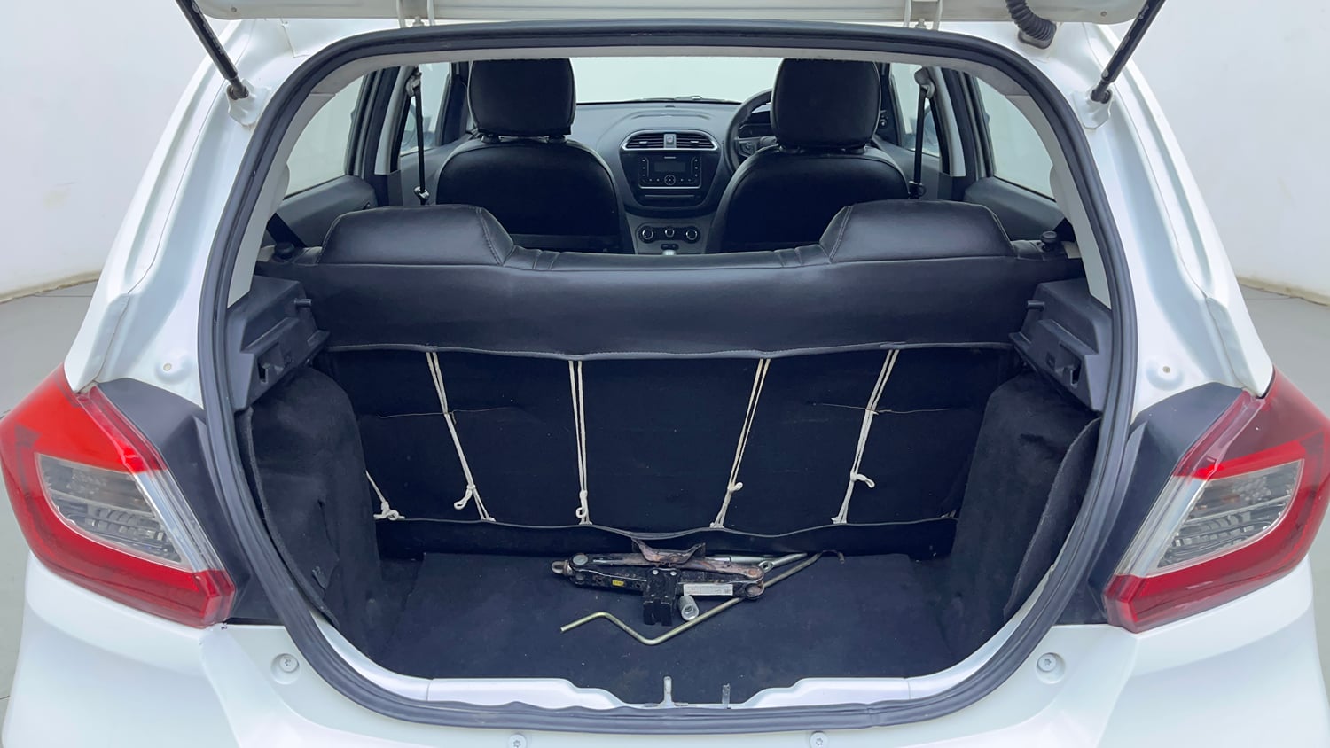 Used 2021 Tata Tiago XT Petrol Manual interior DICKY INSIDE VIEW