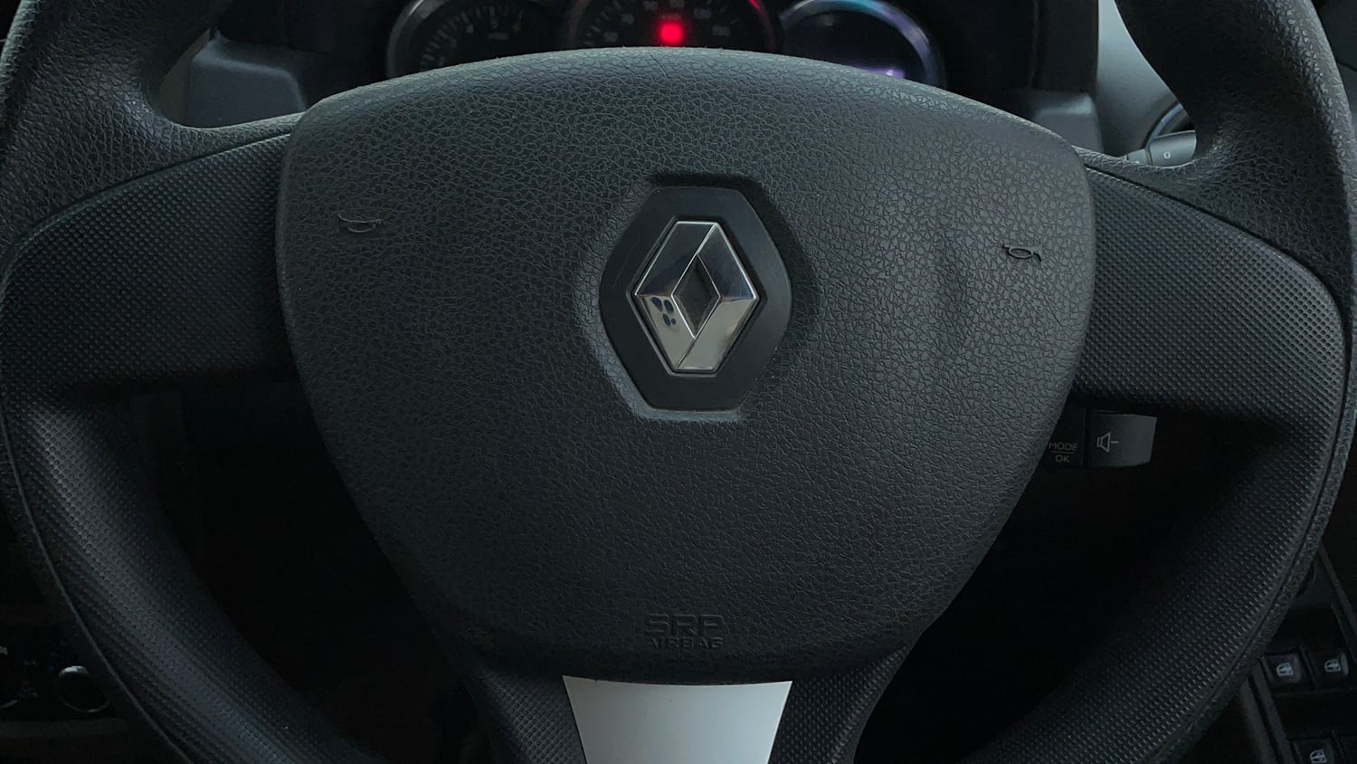 Used 2017 Renault Duster RXL Petrol Petrol Manual top_features Airbags